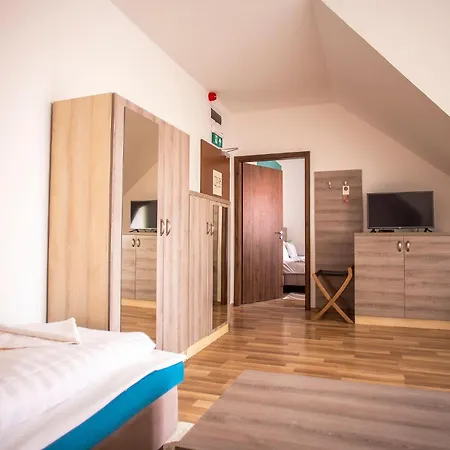 Hotel Selfness Vadvirag